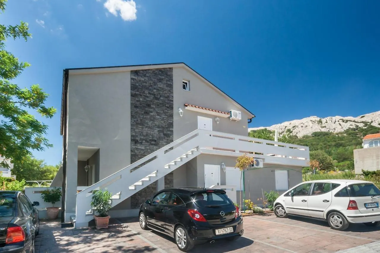 Apartments Kukuriku Baška 0*,  Horvátország
