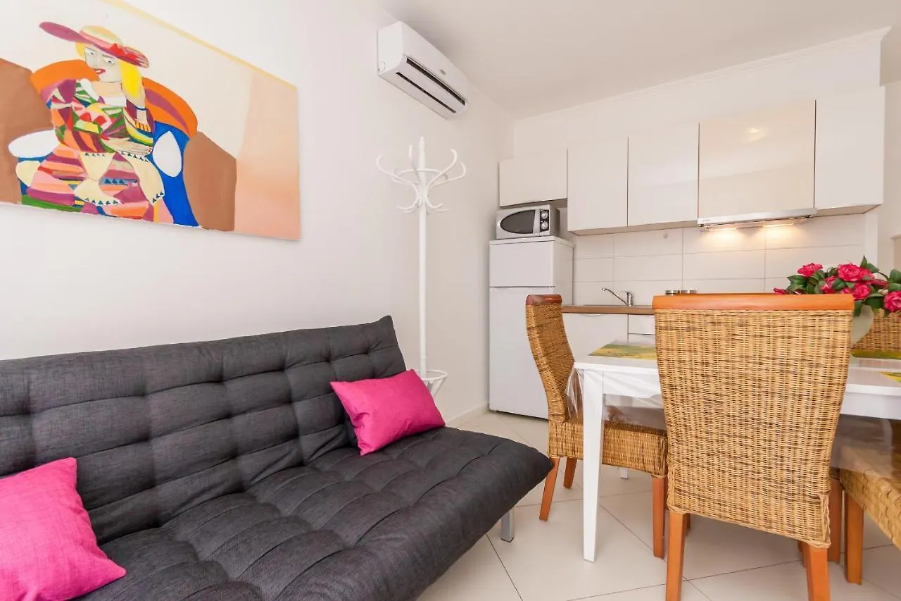 Apartments Kukuriku Baška